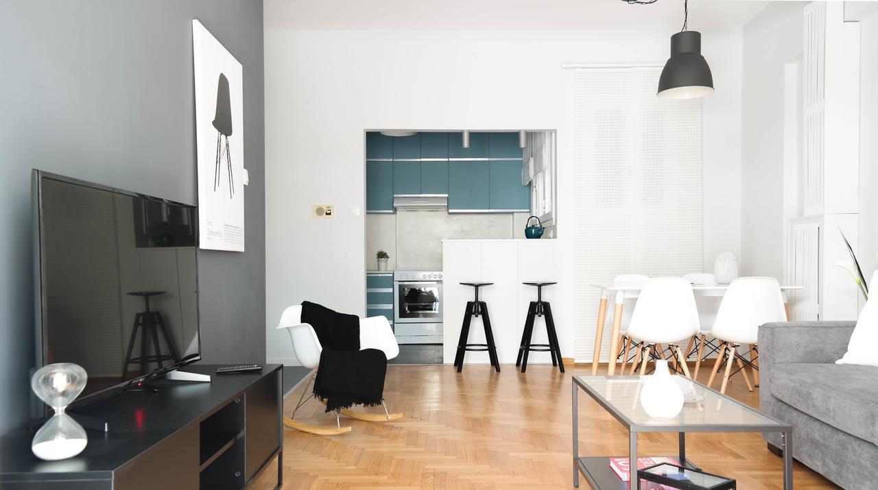 דירות אתונה Modern Downtown Flat Near The Acropolis By Upstreet מראה חיצוני תמונה