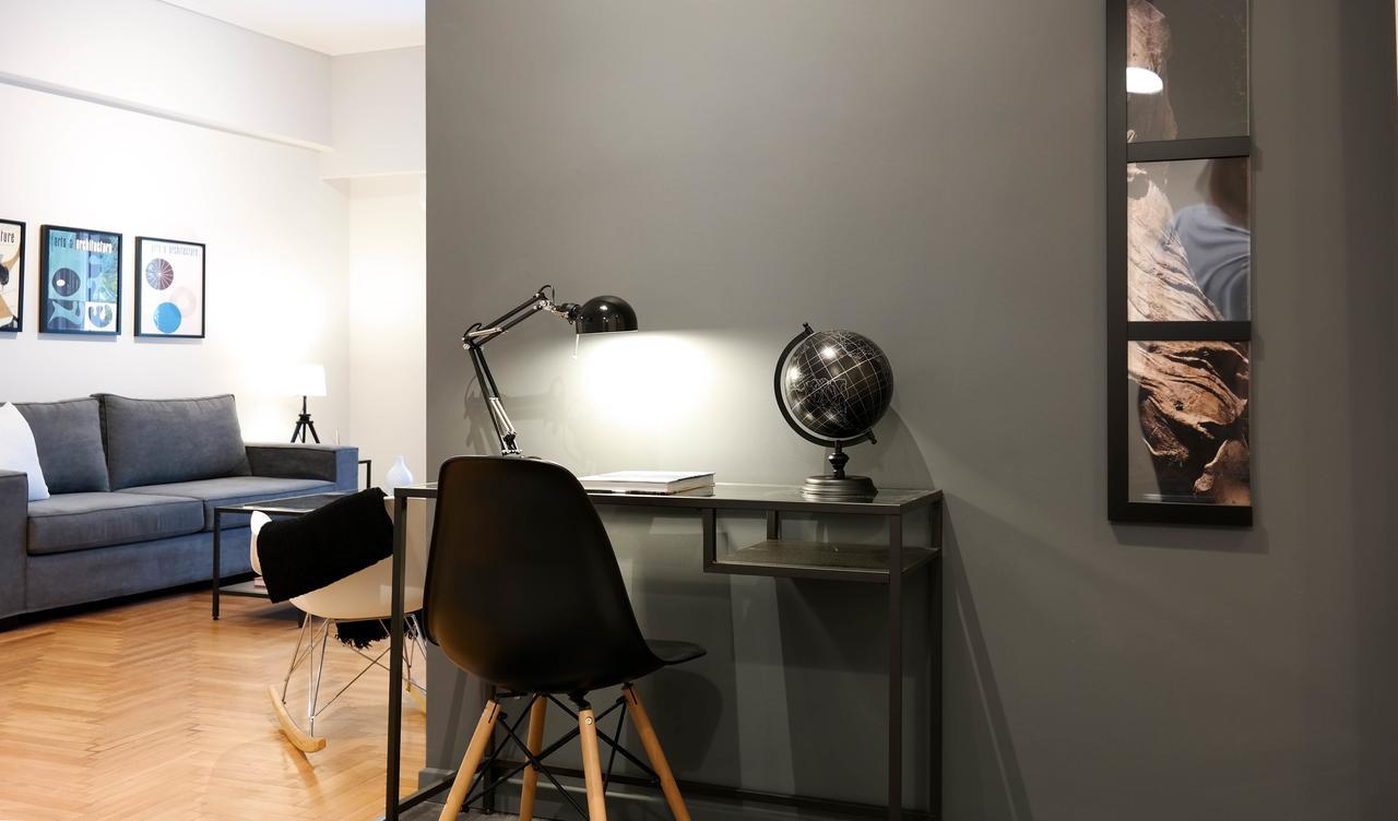 דירות אתונה Modern Downtown Flat Near The Acropolis By Upstreet מראה חיצוני תמונה